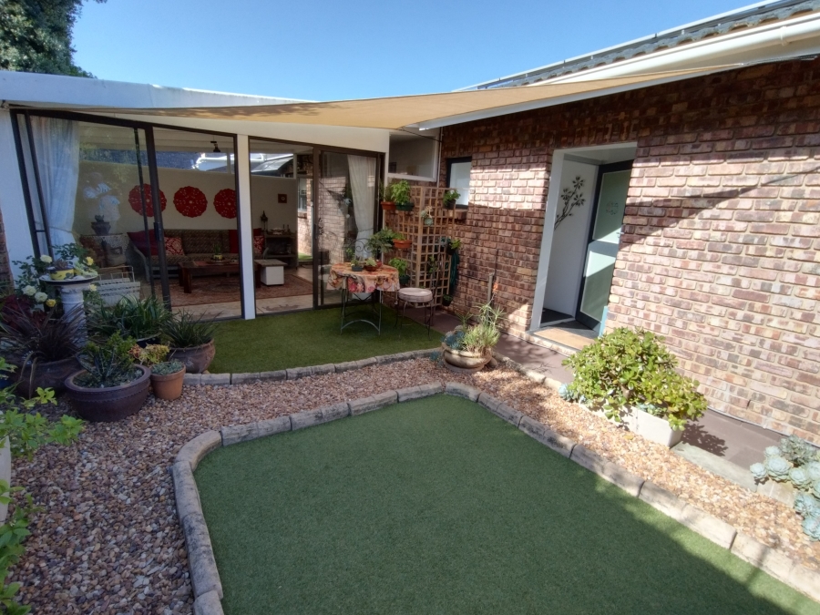 3 Bedroom Property for Sale in Wavecrest Eastern Cape